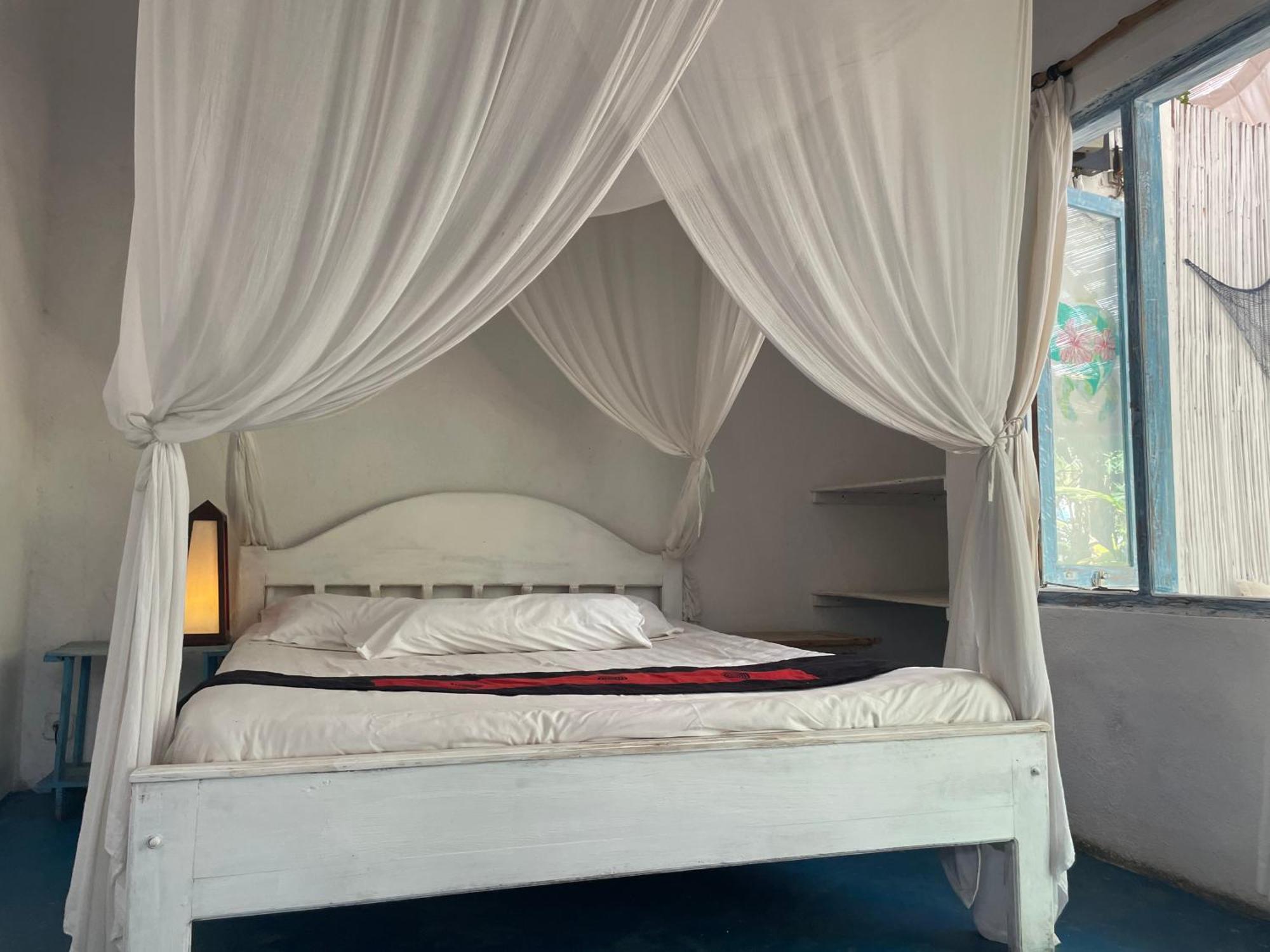 Blu Oceano B&B, Italian Restaurant ネンブララ エクステリア 写真