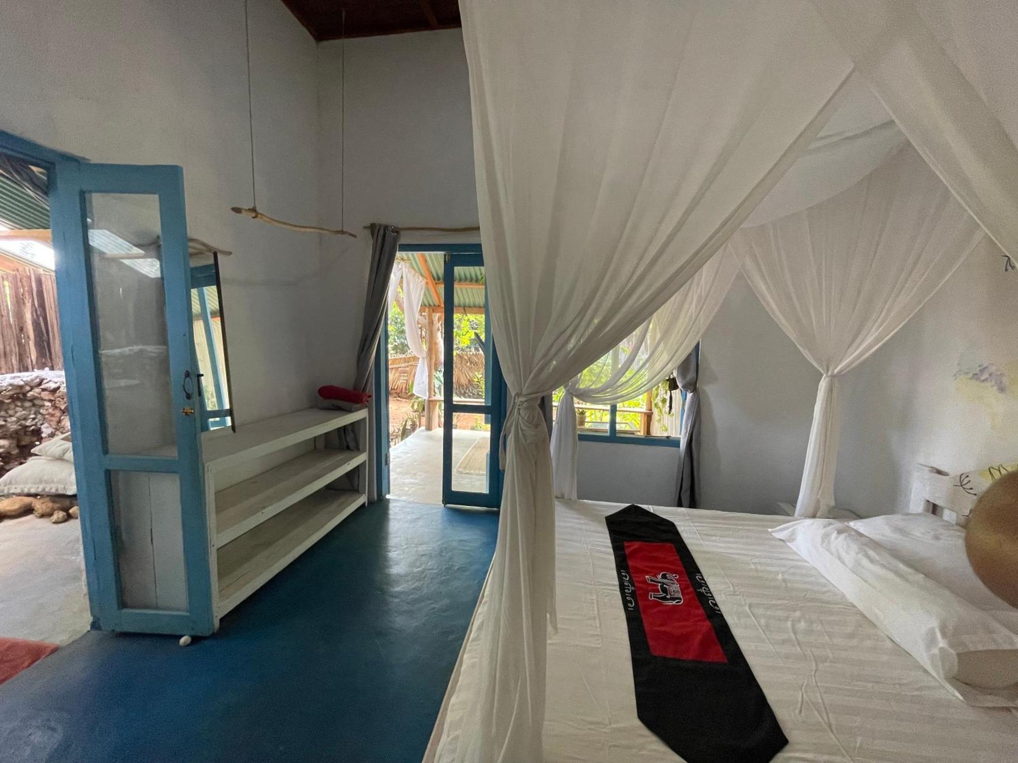 Blu Oceano B&B, Italian Restaurant ネンブララ エクステリア 写真
